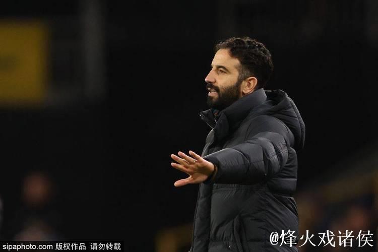 阿莫林赞扬塞梅约或联手曼联，罗马诺透露米兰寻觅新前锋